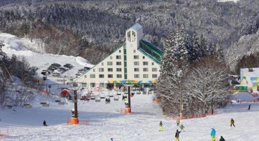 Washigatake Kogen Hotel Rainbow Gujo Buitenkant foto