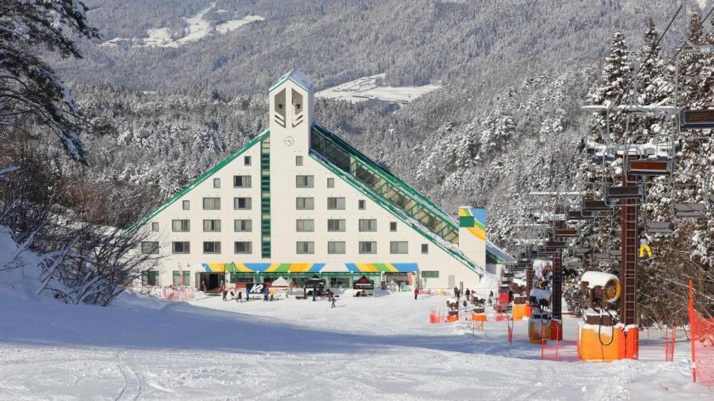 Washigatake Kogen Hotel Rainbow Gujo Buitenkant foto