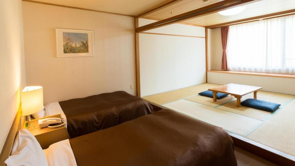 Washigatake Kogen Hotel Rainbow Gujo Buitenkant foto