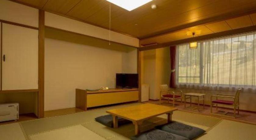 Washigatake Kogen Hotel Rainbow Gujo Buitenkant foto
